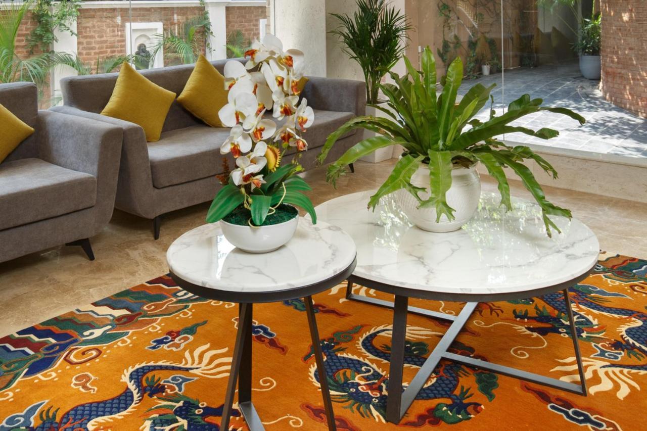Hotel Thrive, A Tropical Courtyard كاتماندو المظهر الخارجي الصورة