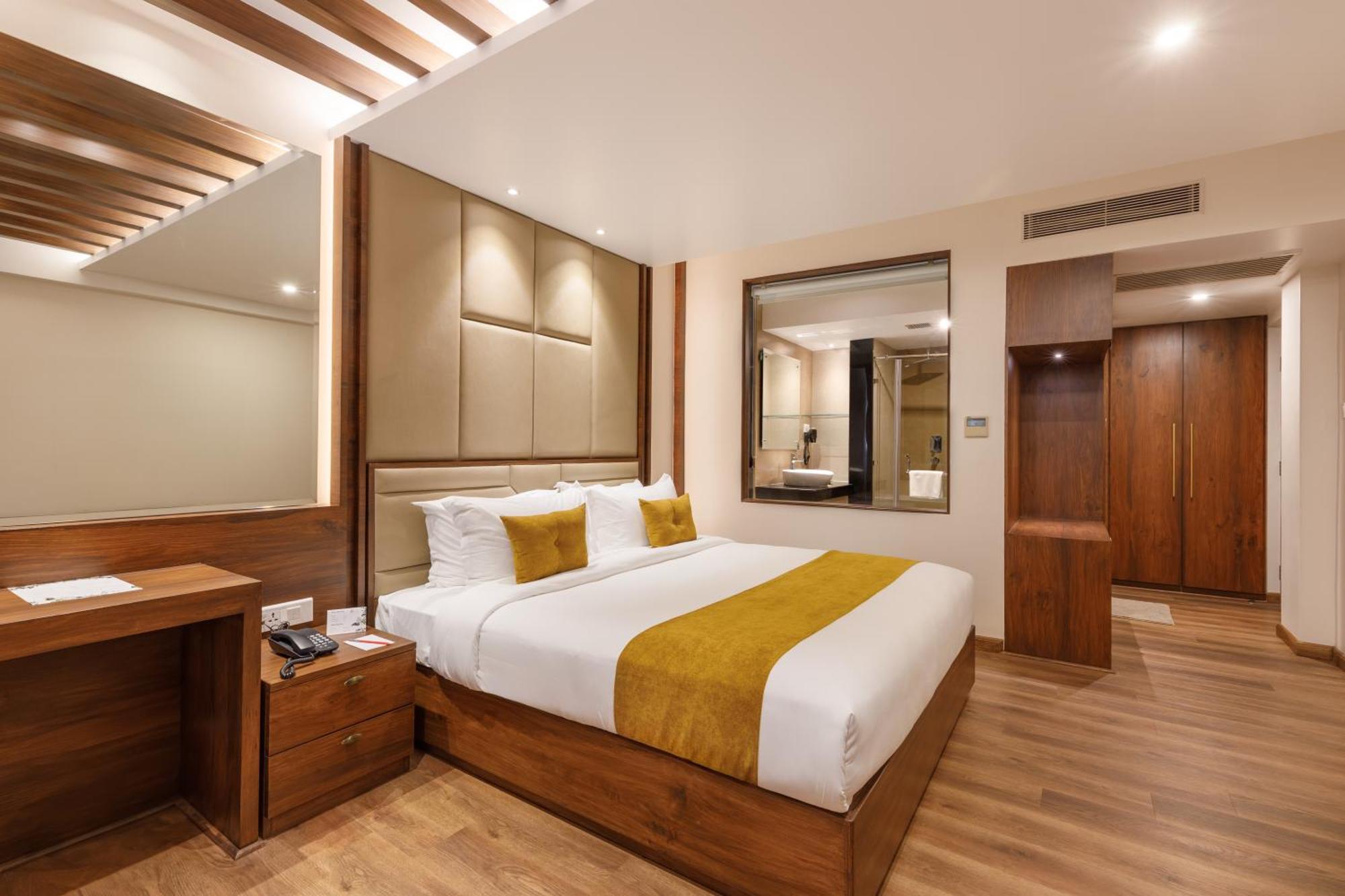 Hotel Thrive, A Tropical Courtyard كاتماندو الغرفة الصورة